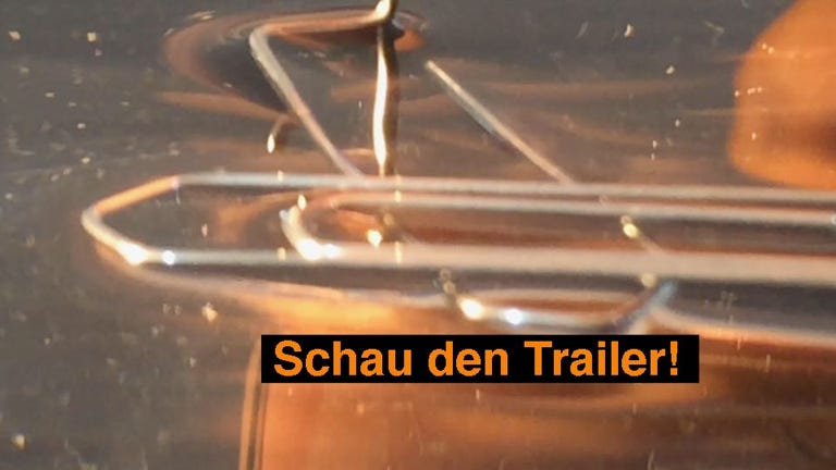 Experiment: Büroklammer zum Schwimmen bringen